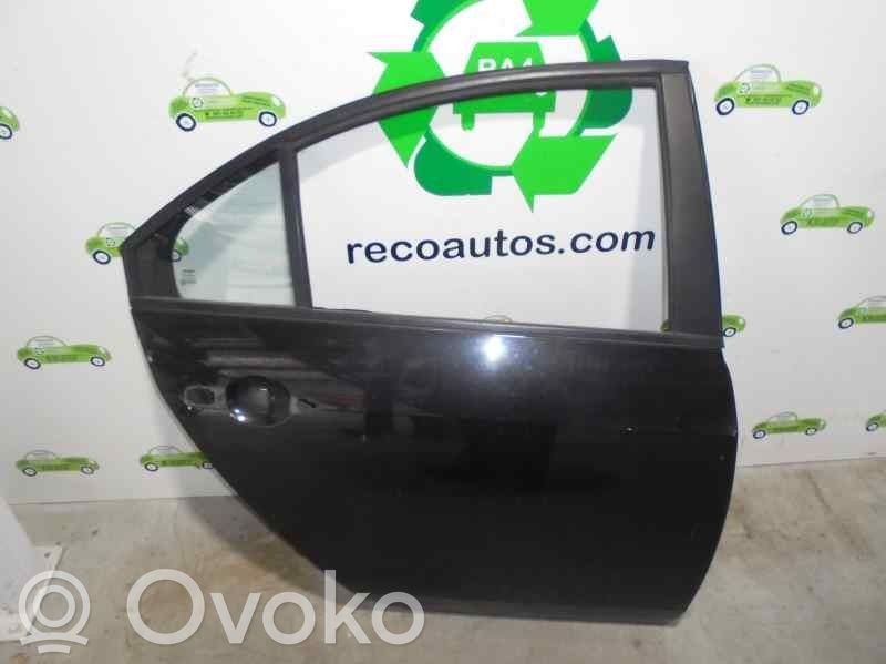 Nissan Primera Puerta trasera 