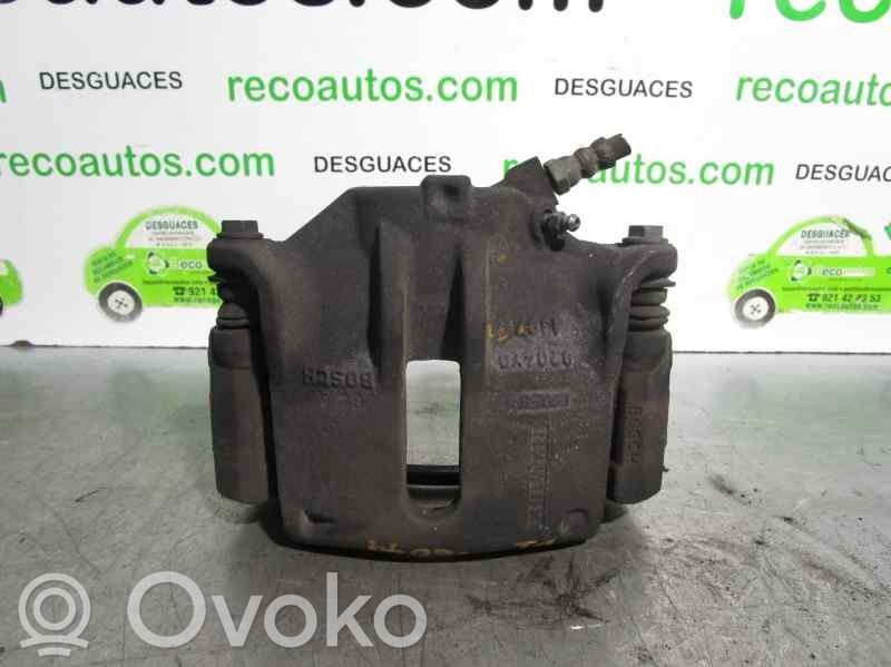 Renault Megane II Zacisk hamulcowy przedni 