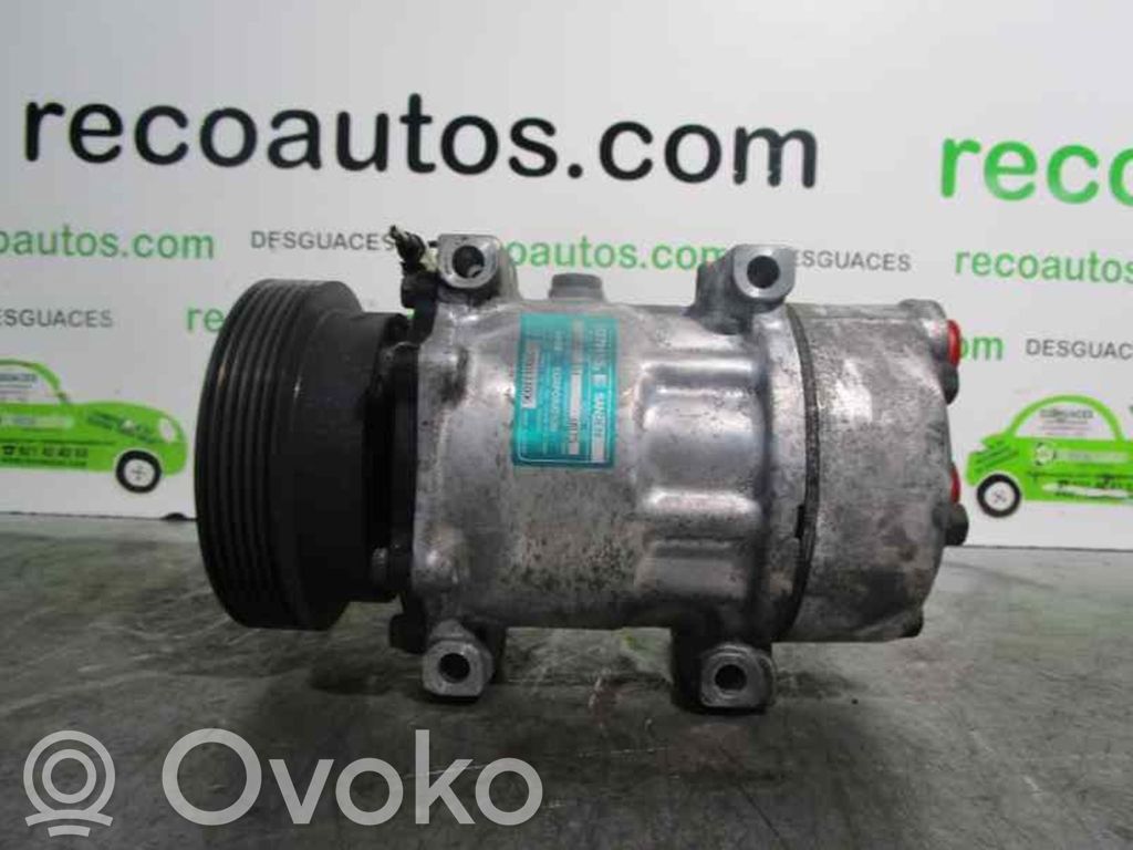 Renault Laguna I Air conditioning (A/C) compressor (pump) 