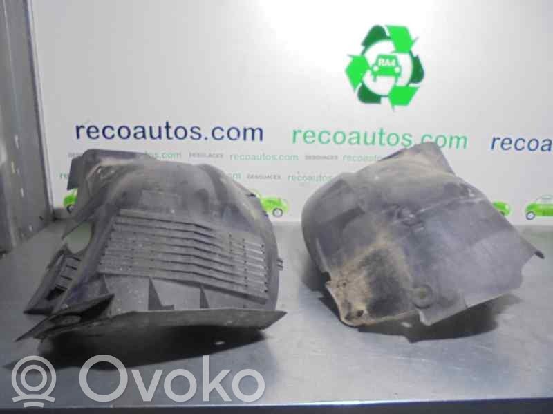 Renault Scenic I Nadkole przednie 