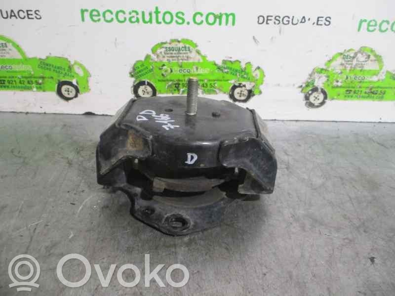 Mitsubishi Montero Wspornik / Mocowanie silnika 