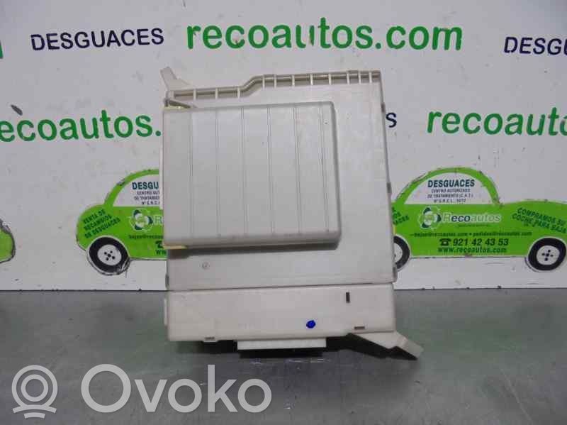 Lexus GS 300 350 430 450H Boîte à fusibles 