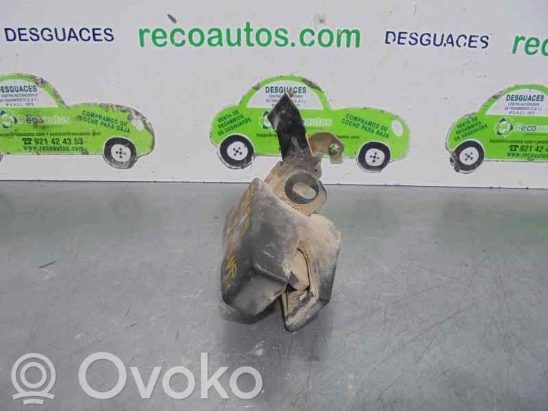Volkswagen Caddy Rear door lock 