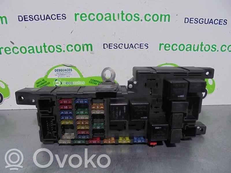 Volvo S60 Saugiklių dėžė (komplektas) 