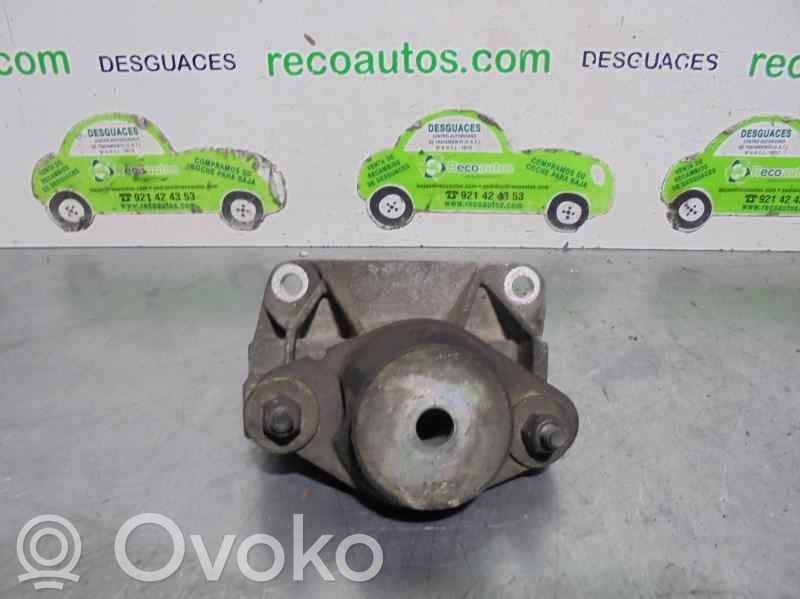 Renault Scenic I Engine mount bracket 
