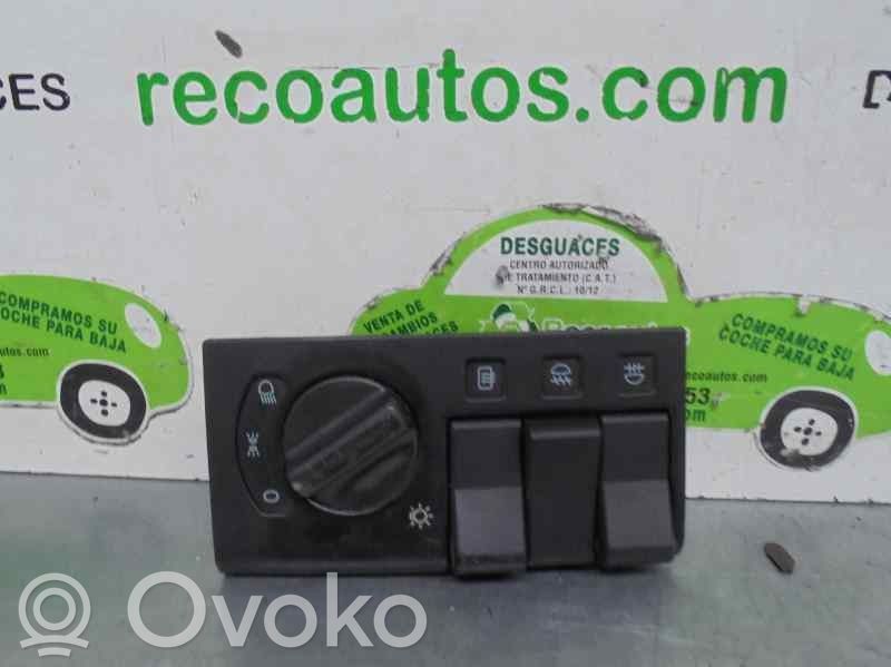 Volvo 460 Paneļa apgaismojuma regulēšanas slēdzis 