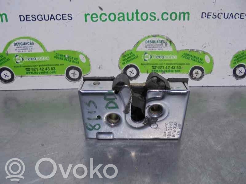 Audi Coupe Front door lock 