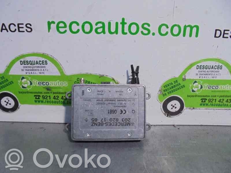 Mercedes-Benz CLK A209 C209 Amplificatore
