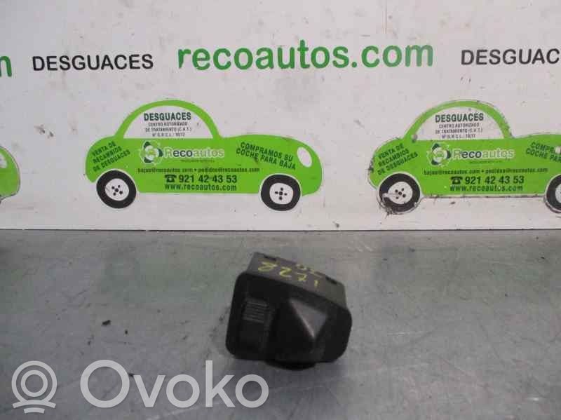 Wing mirror switch   613183736919