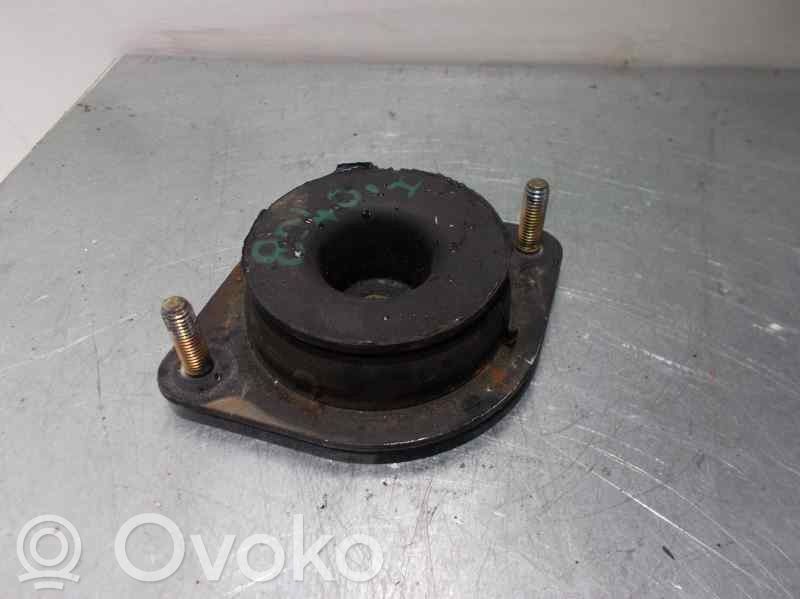 Renault Clio I Engine mount bracket 