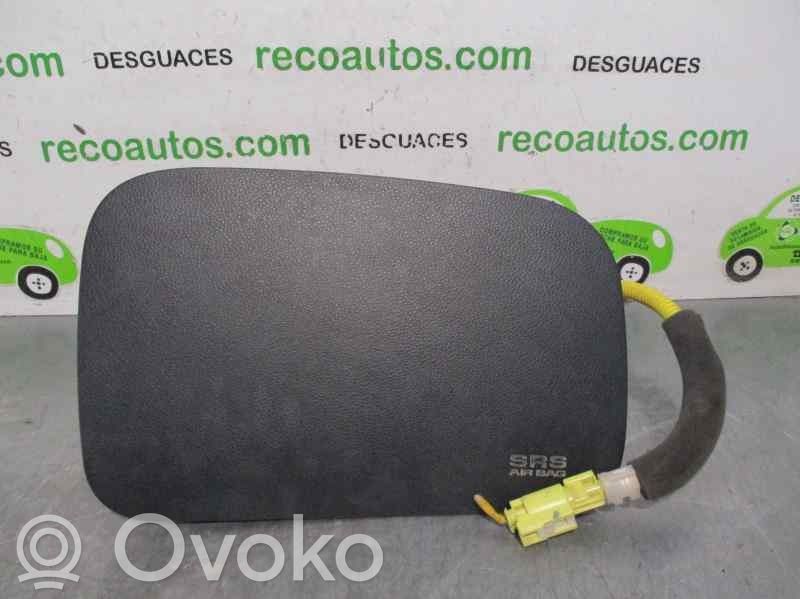 KIA Carens I Airbag lateral