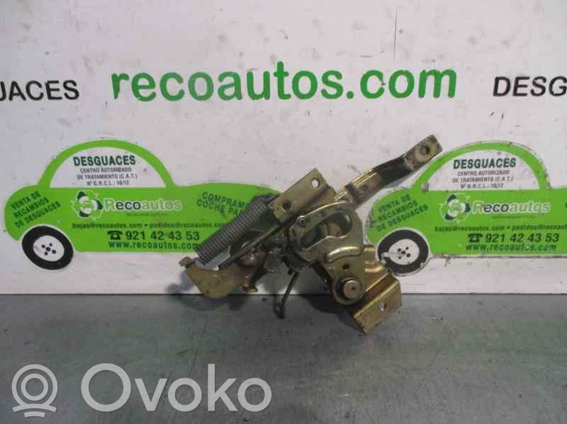 Renault Trafic I Takaoven lukko 