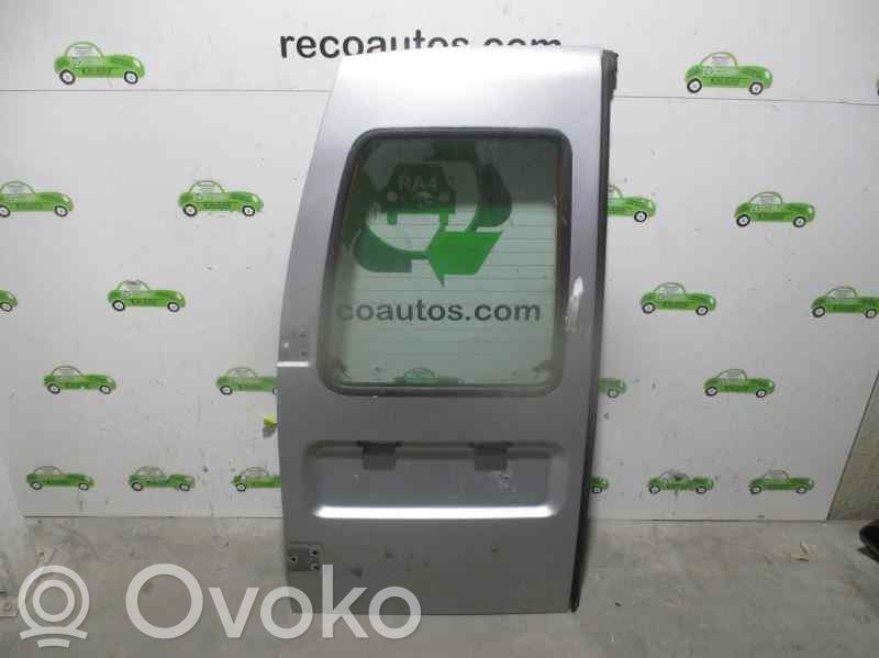 Aizmugurējās durvis   900662,GRIS,5PUERTAS