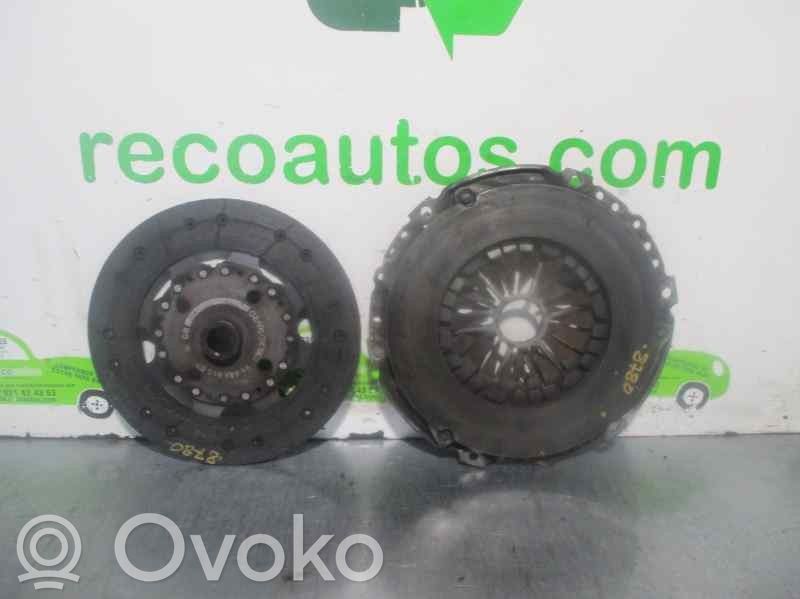 Peugeot 407 Sankabos komplektas 