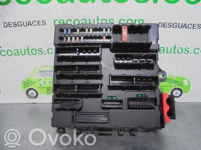 Opel Vectra C Juego de caja de fusibles 