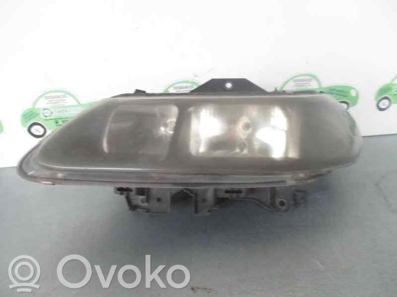 Renault Laguna I Priekinis žibintas 
