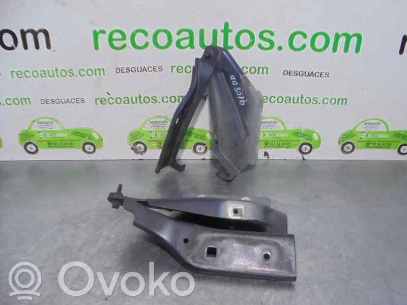 Cadillac SRX Engine bonnet/hood hinges 