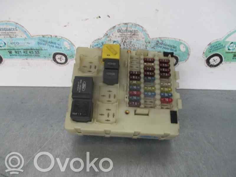 Ford Focus Juego de caja de fusibles 