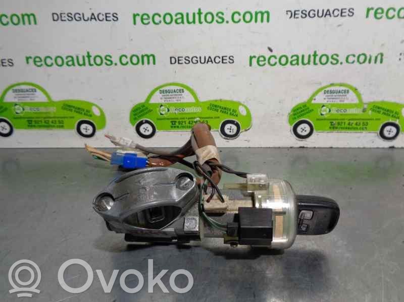 Stacyjka   82501FC100,88215SA000