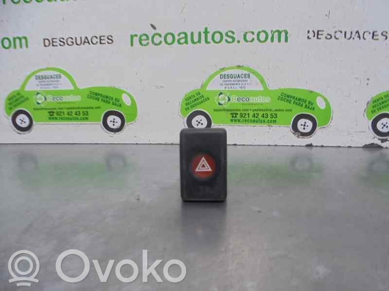 Dacia Logan Pick-Up Interrupteur feux de détresse 