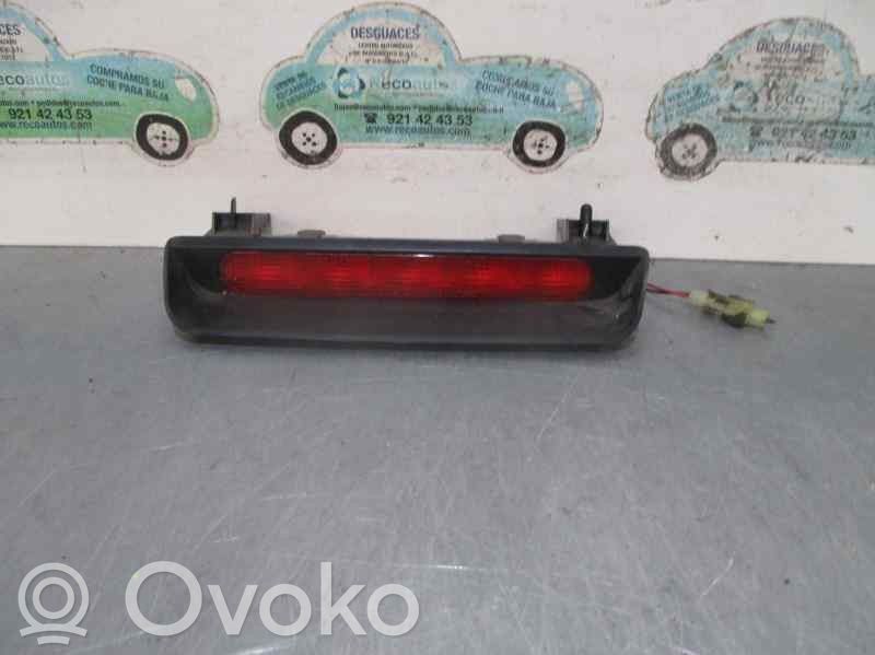 Daewoo Tacuma Third/center stoplight 