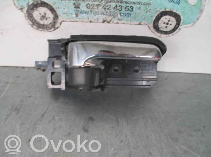Toyota Avensis T220 Maniglia interna per portiera posteriore