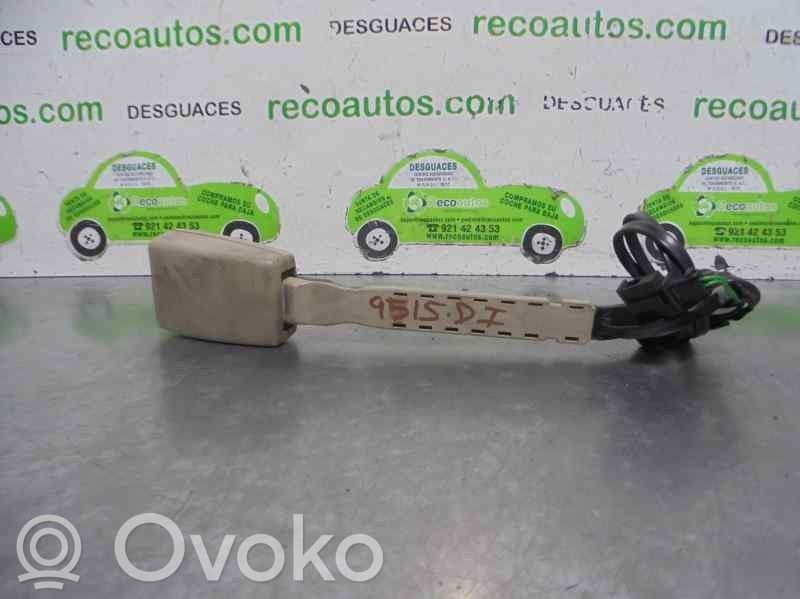 Klamra przedniego pasa bezpieczeństwa   4D0857755R,2PINES