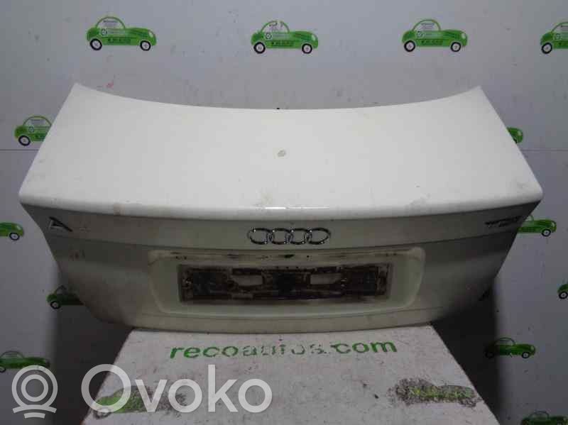Audi A4 S4 B5 8D Puerta del maletero/compartimento de carga 