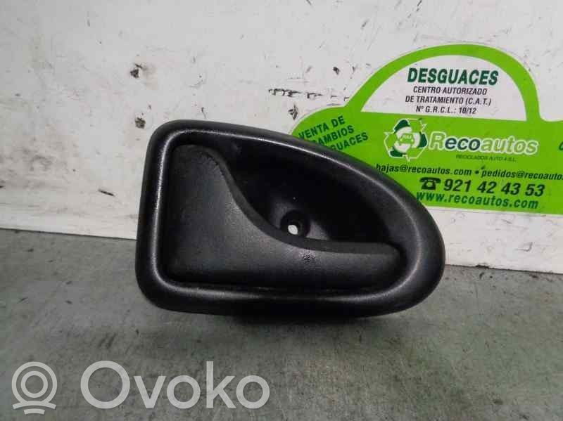 Manecilla interna puerta delantera   7700830078