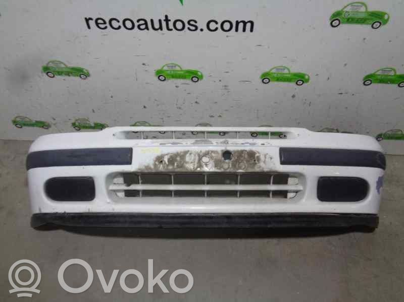 Renault Clio I Parachoques delantero 