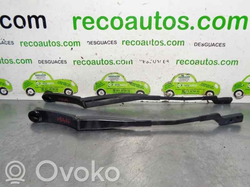 KIA Ceed Front wiper blade arm 
