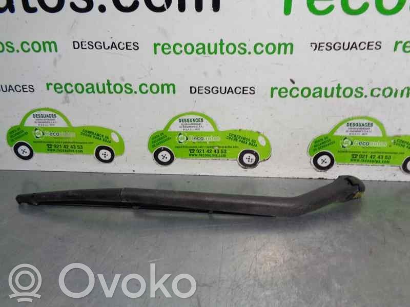 Fiat Punto (176) Takalasinpyyhkimen sulan varsi