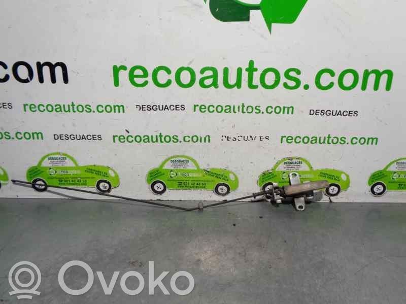 Nissan Vanette Manecilla interna puerta delantera