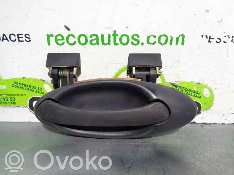 Manecilla externa puerta trasera   5184270