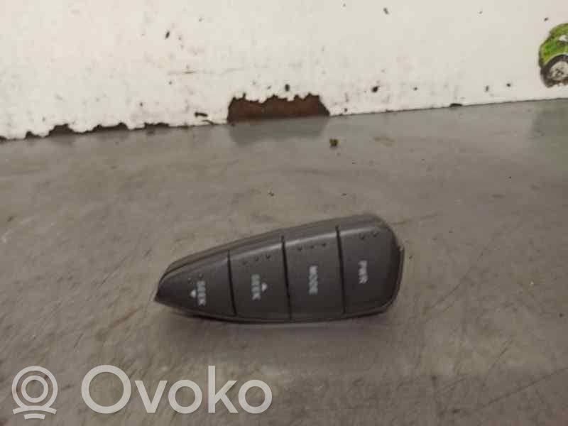 SsangYong Kyron Boutons / interrupteurs volant