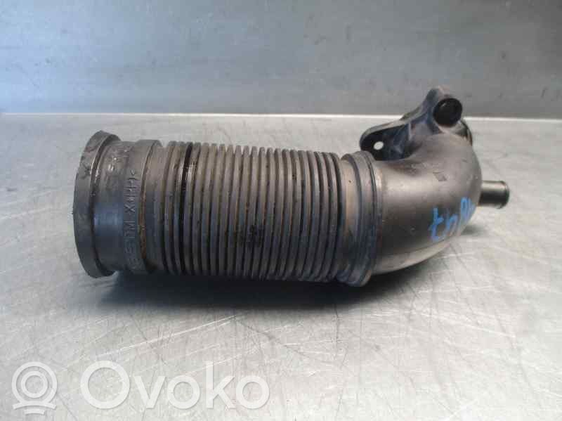 Ilmastointilaitteen putki (A/C)   9205561,FT0023935