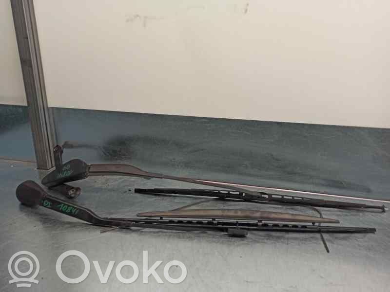 BMW 7 E38 Wischerarm vorne 