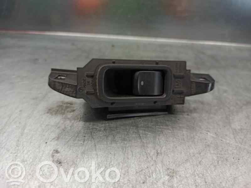 Subaru Legacy Interruttore di controllo dell’alzacristalli elettrico