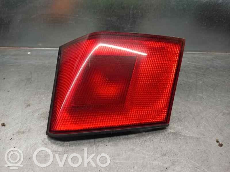 Mitsubishi Carisma Takavalot