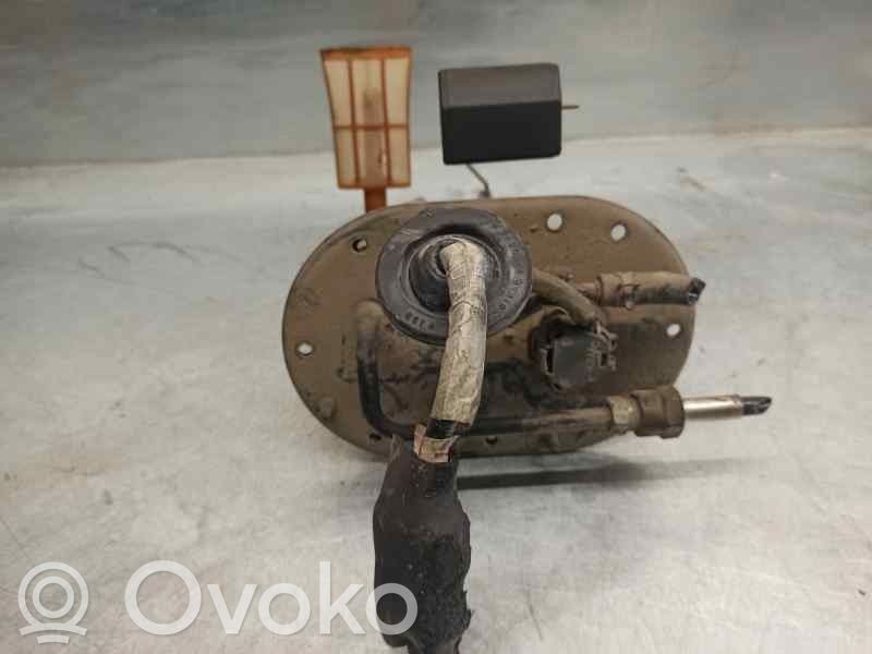 Toyota Carina T190 Polttoainesäiliön pumppu 