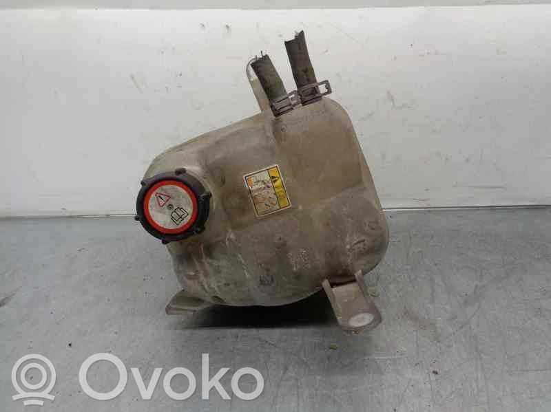 Kuro išsiplėtimo bakelis   YC158A080AD