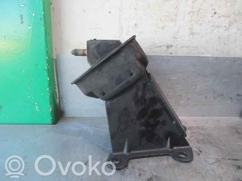 Engine mount bracket   4164668