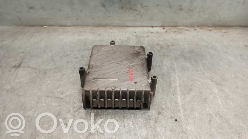 Engine control unit/module   P04686952AF
