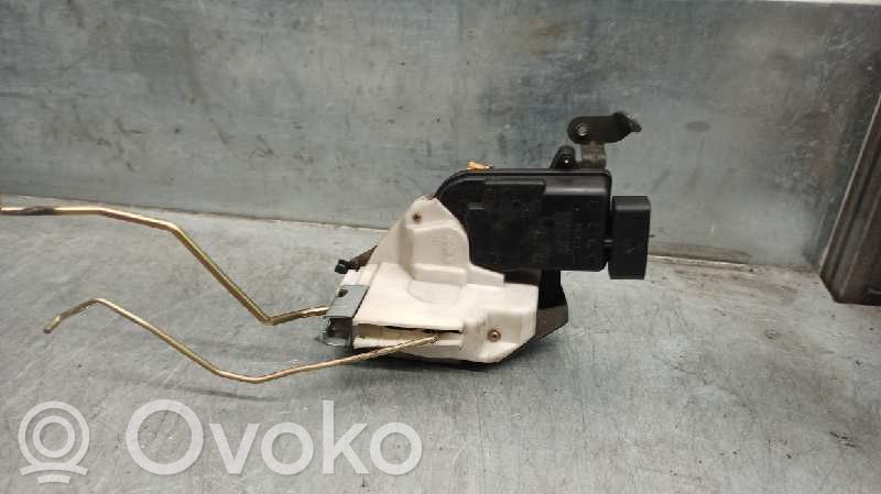 Suzuki Ignis Etuoven lukko 