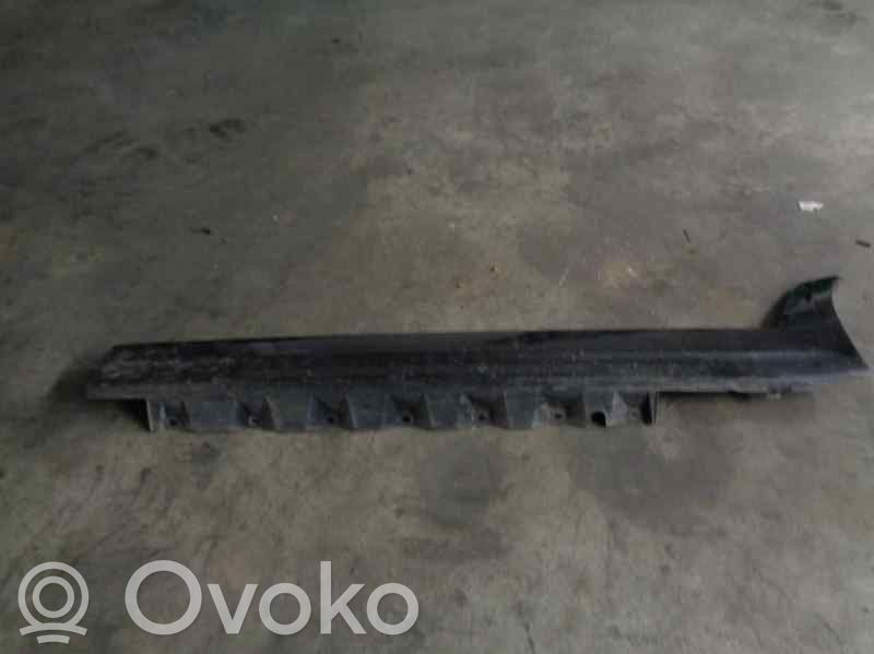 Front bumper   51773330865