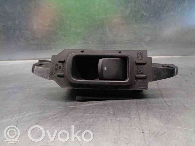 Subaru Legacy Electric window control switch 