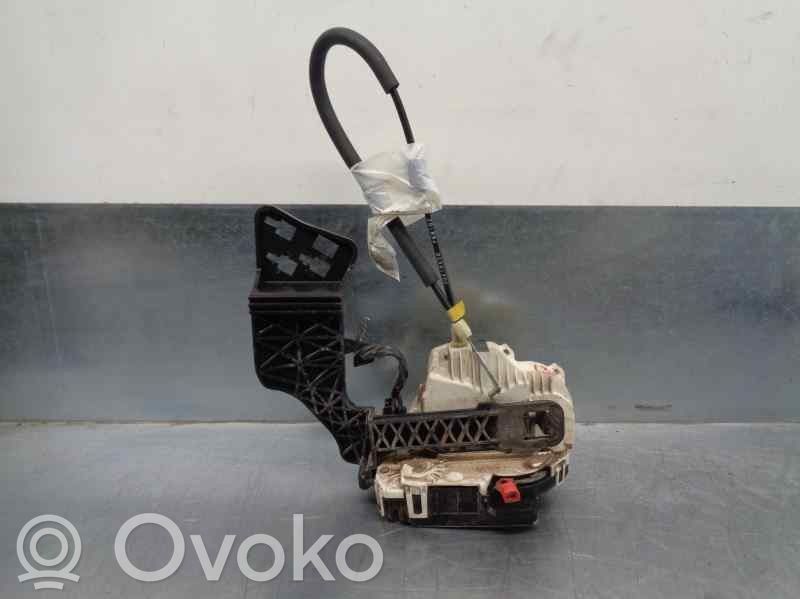 Chrysler Sebring (ST-22 - JR) Front door lock 