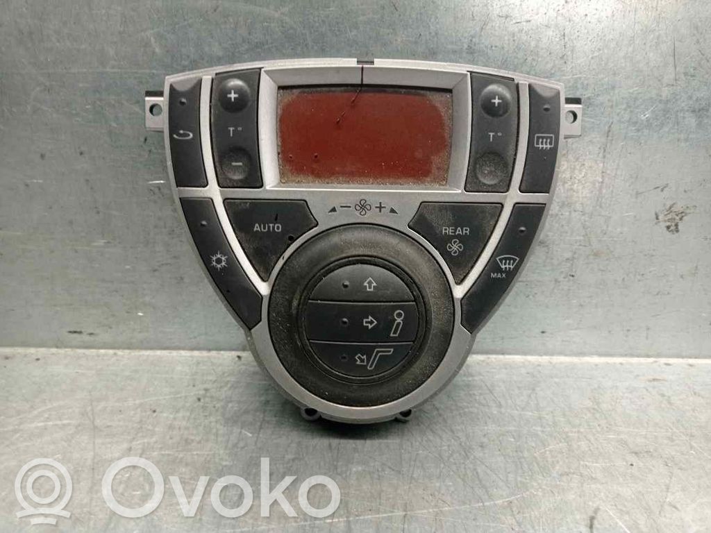 Peugeot 807 Climate control unit 