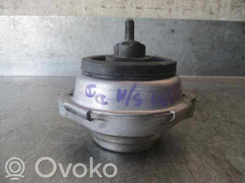 BMW X5 E53 Engine mount bracket 