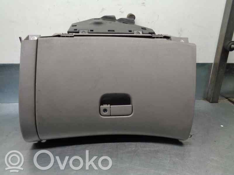 Handschuhfach   MN134023